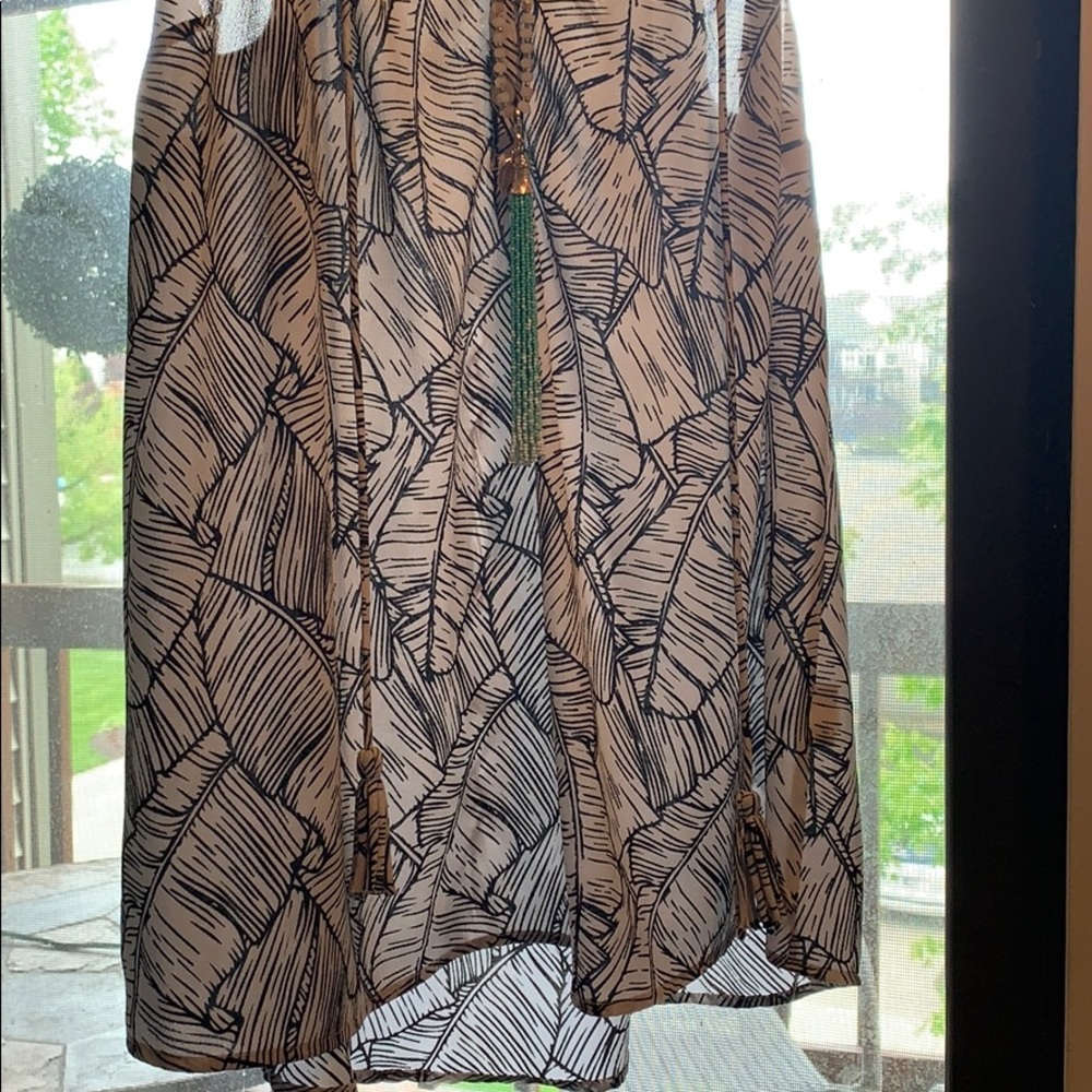 Sleeveless blouse - Picture 3 of 4